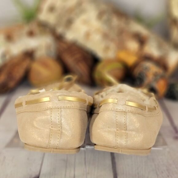 KOLILI Faux Fur Moccasin Slippers - Picture 5 of 9